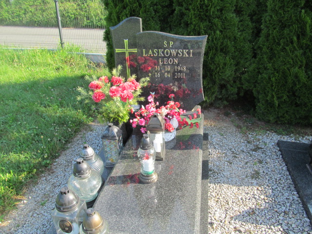 Grób Leon Laskowski